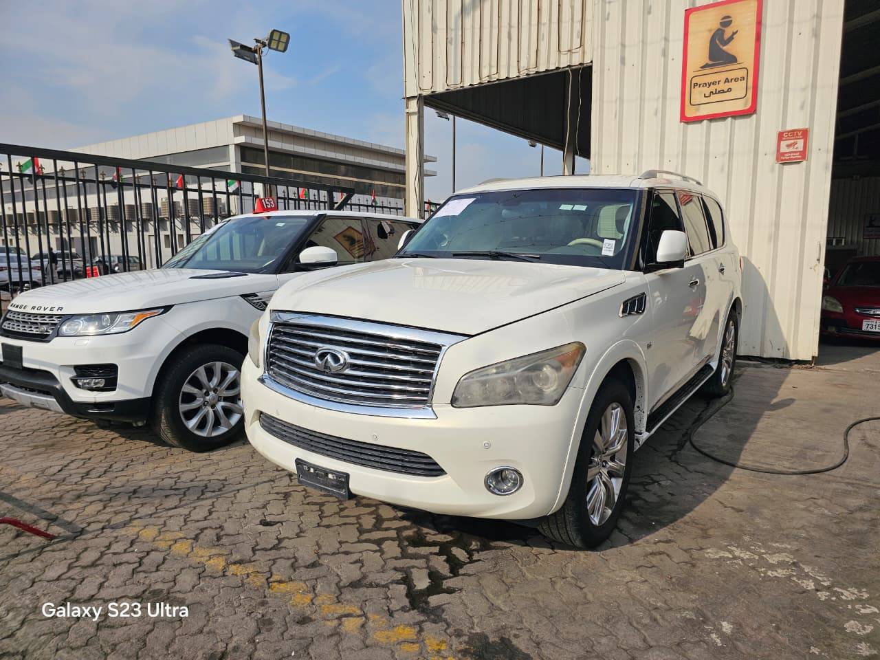 2014 INFINITI QX80 — 189328 Miles — Lot 42664937 — Main - Marhaba Auctions Used Cars - Image 4