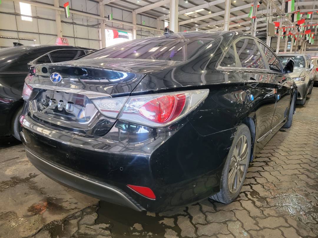 2014 HYUNDAI SONATA — 145472 KM — Lot 077173 — Main - Marhaba Auctions Used Cars - Image 3