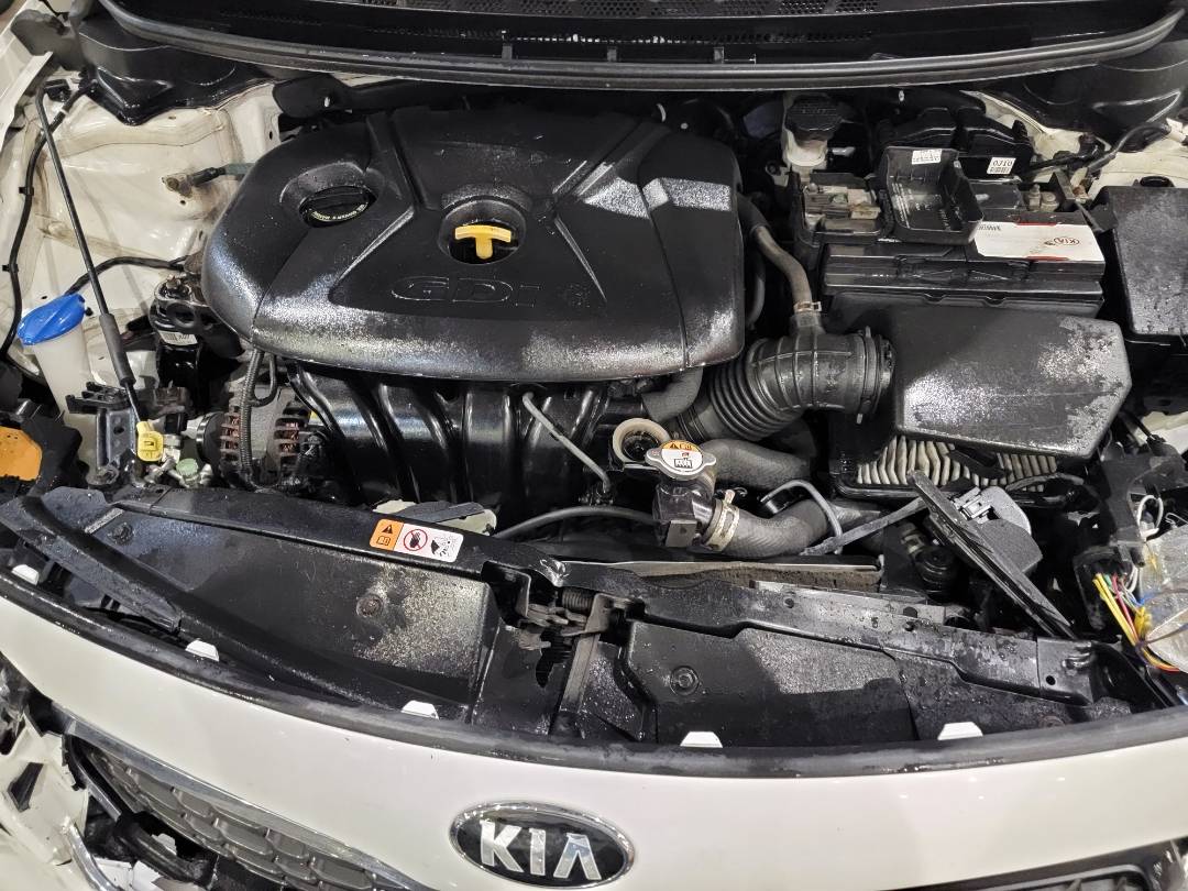 2016 KIA FORTE — 189978 KM — Lot 12299739 — Main - Marhaba Auctions Used Cars - Image 10