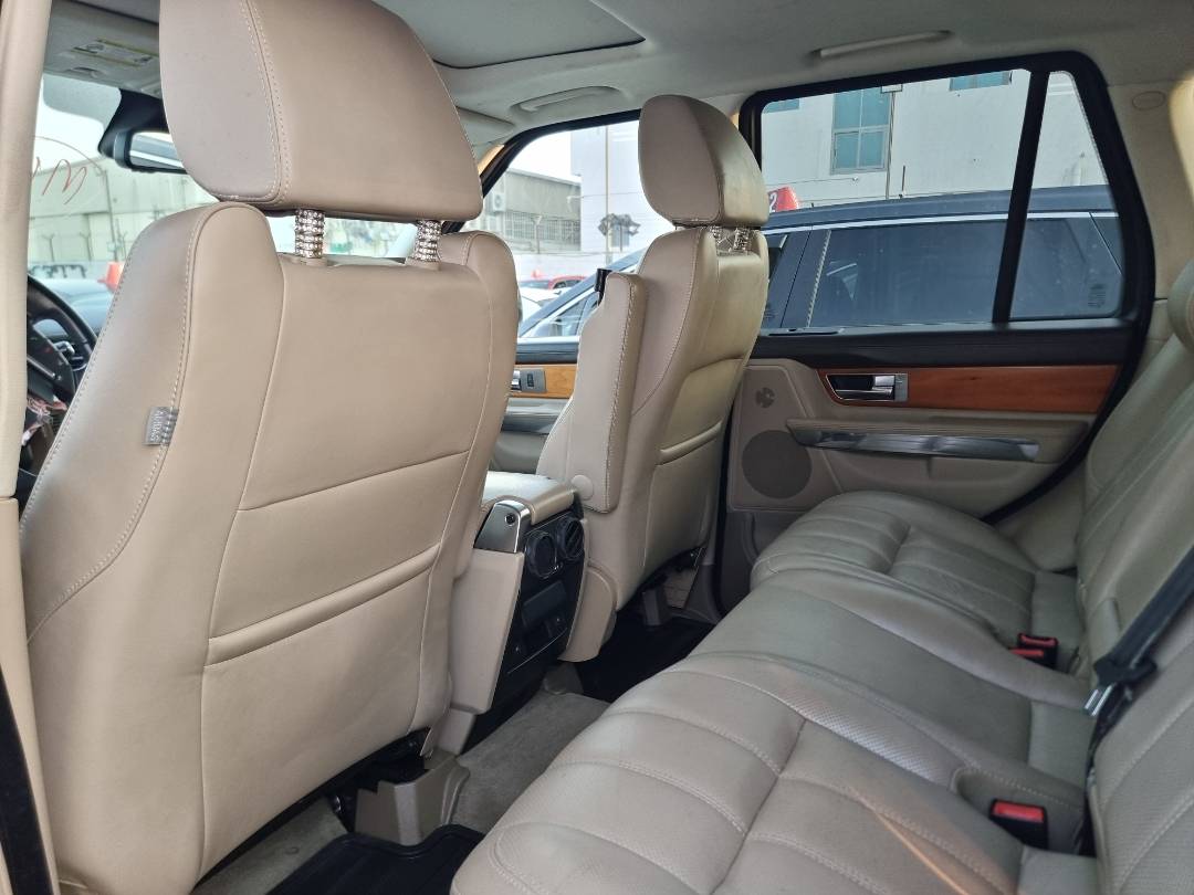 LAND ROVER RANGE ROVER SPORT HSE 2013 - Marhaba Auction Used Cars - Image 6