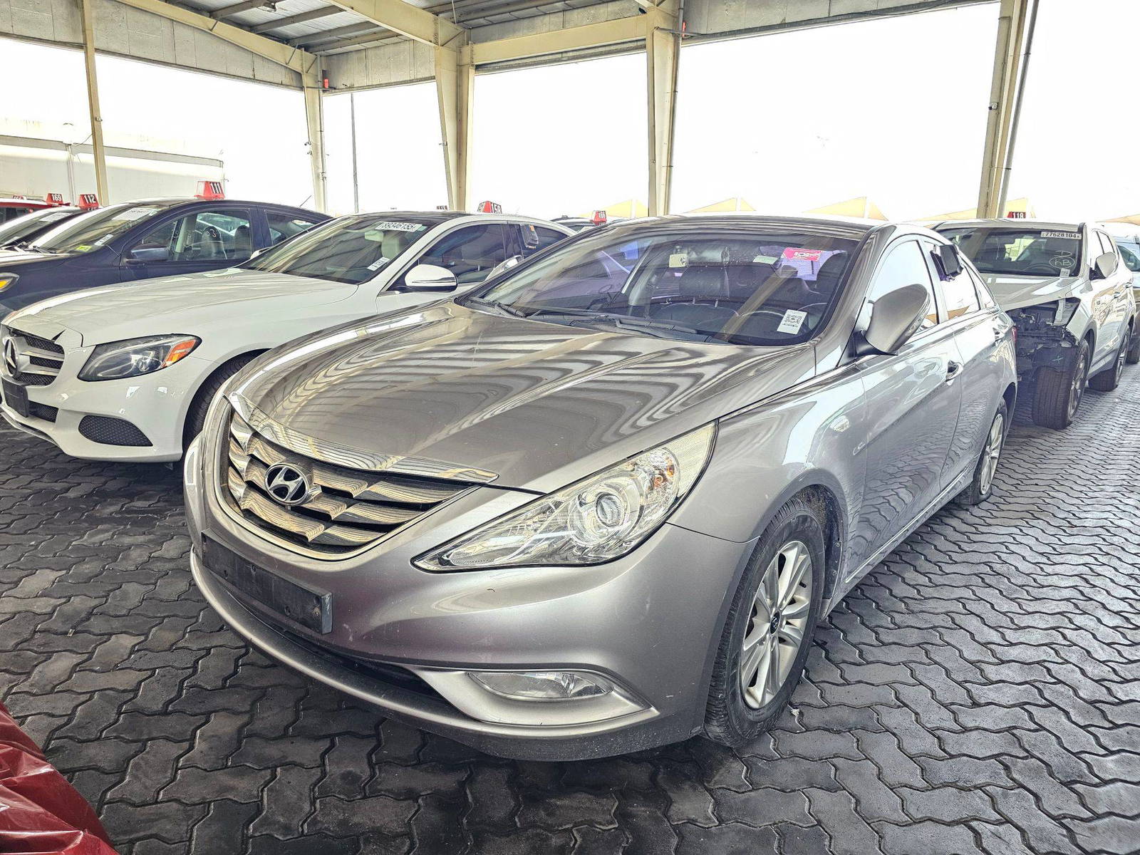 2011 HYUNDAI SONATA — 197881 KM — Lot 270472 — Souq - Marhaba Auctions Used Cars - Image 5