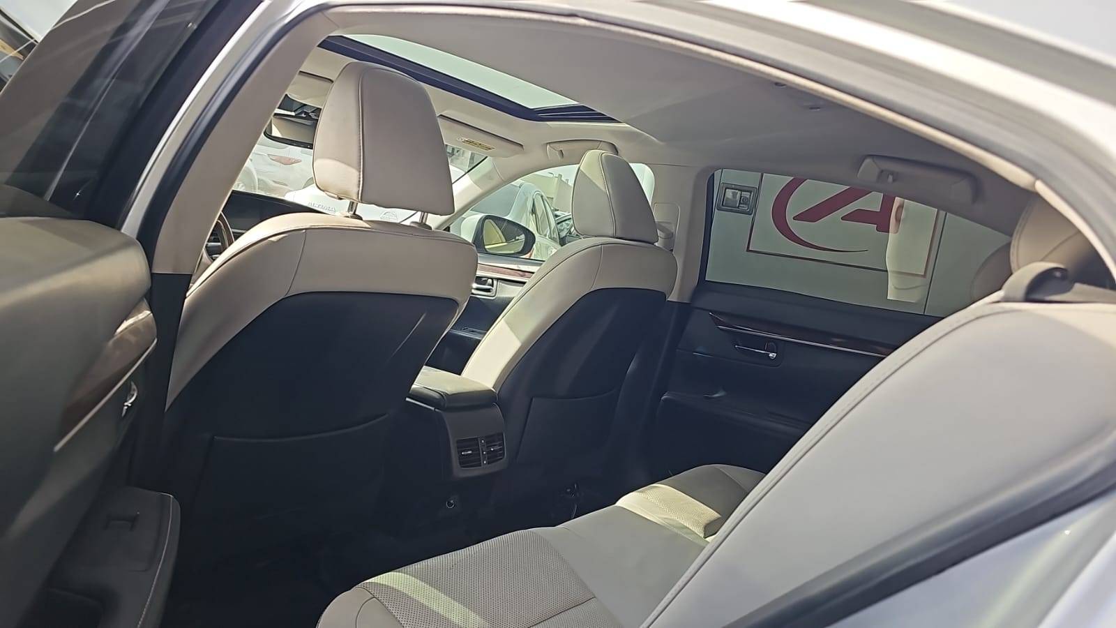 2013 LEXUS ES 350 — 157522 Miles — Lot 044562 — Souq - Marhaba Auctions Used Cars - Image 8