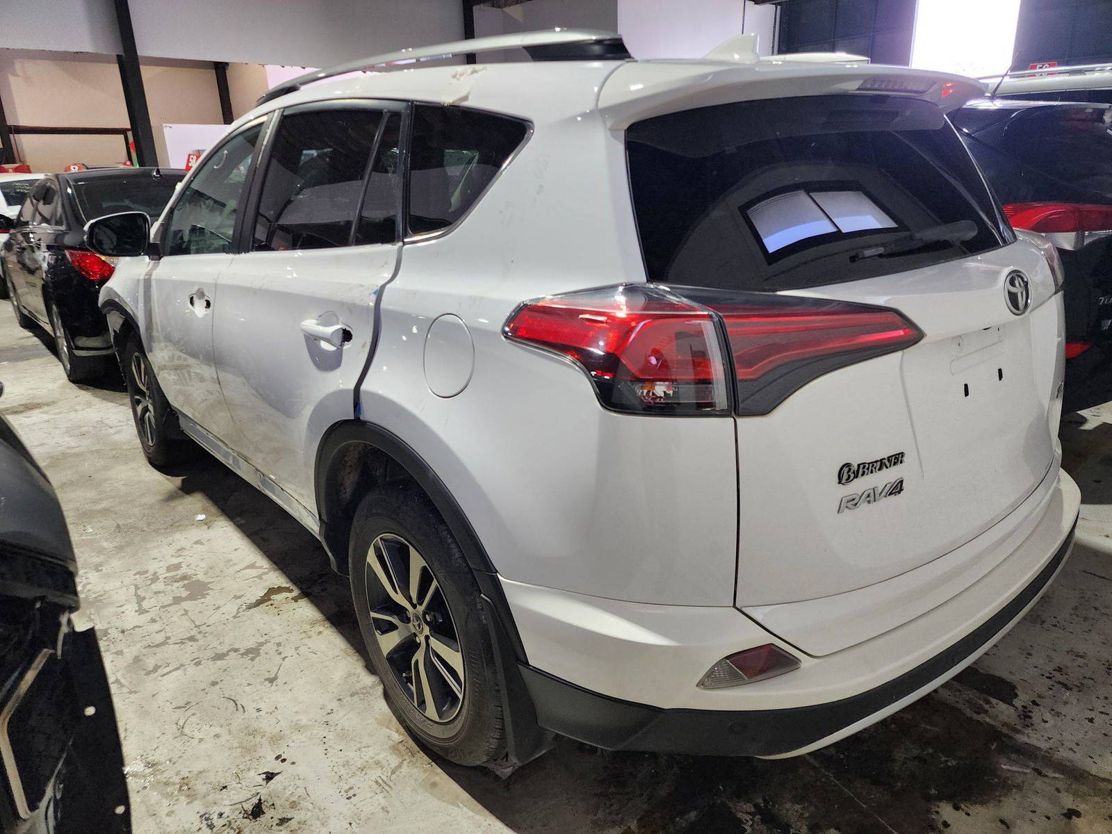2018 TOYOTA RAV4 — 137826 Miles — Lot 6JW514255 — Main - Marhaba Auctions Used Cars - Image 4
