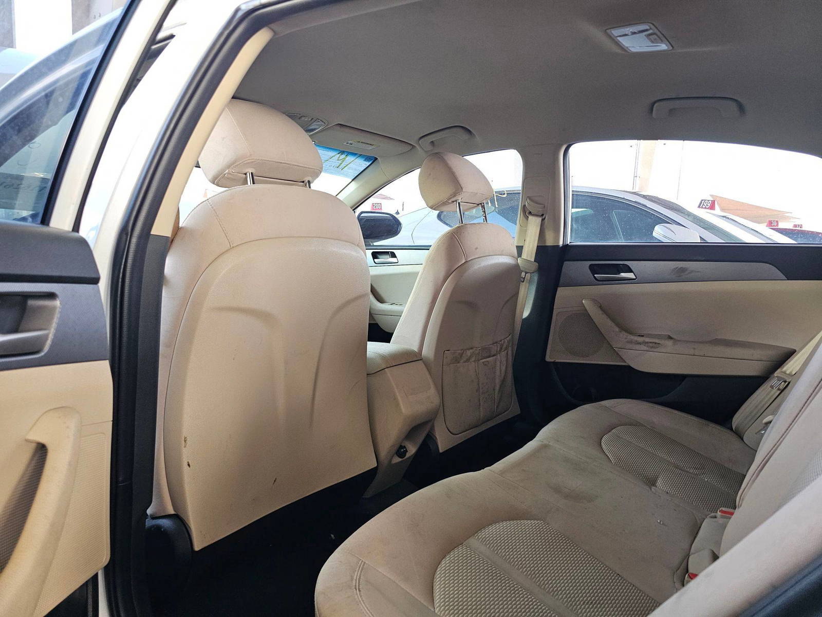 2018 HYUNDAI SONATA — 140824 Miles — Lot 7JH679120 — Souq - Marhaba Auctions Used Cars - Image 6
