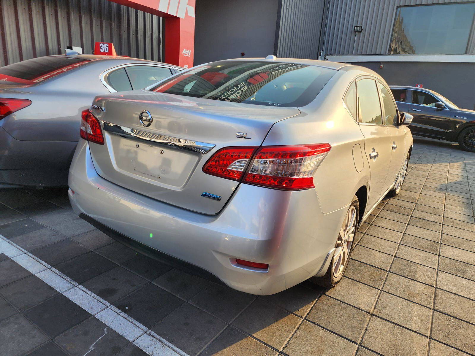 2014 NISSAN SENTRA — 153663 Miles — Lot 66783984 — Al Quoz - Marhaba Auctions Used Cars - Image 6