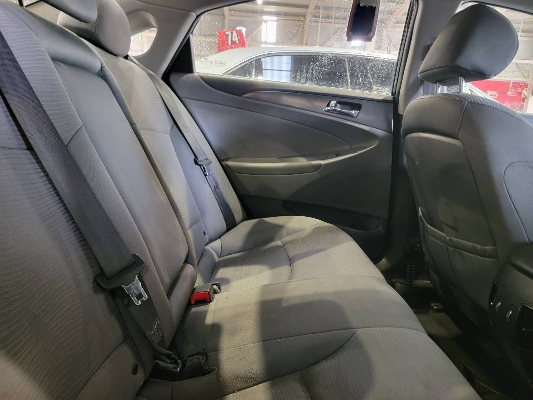 2011 HYUNDAI SONATA — 178666 Miles — Lot 78473403 - Marhaba Auctions Used Cars - Image 4
