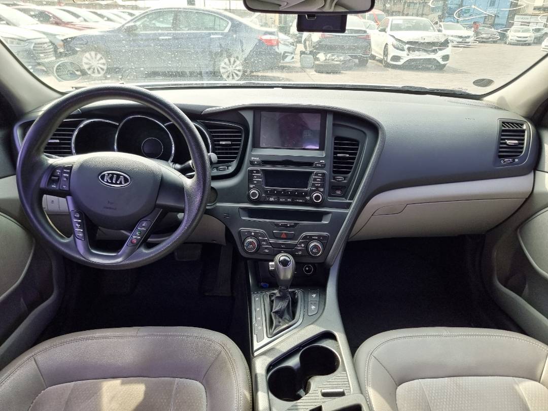 2011 KIA K5 — 111486 KM — Lot 165029 — Souq - Marhaba Auctions Used Cars - Image 7