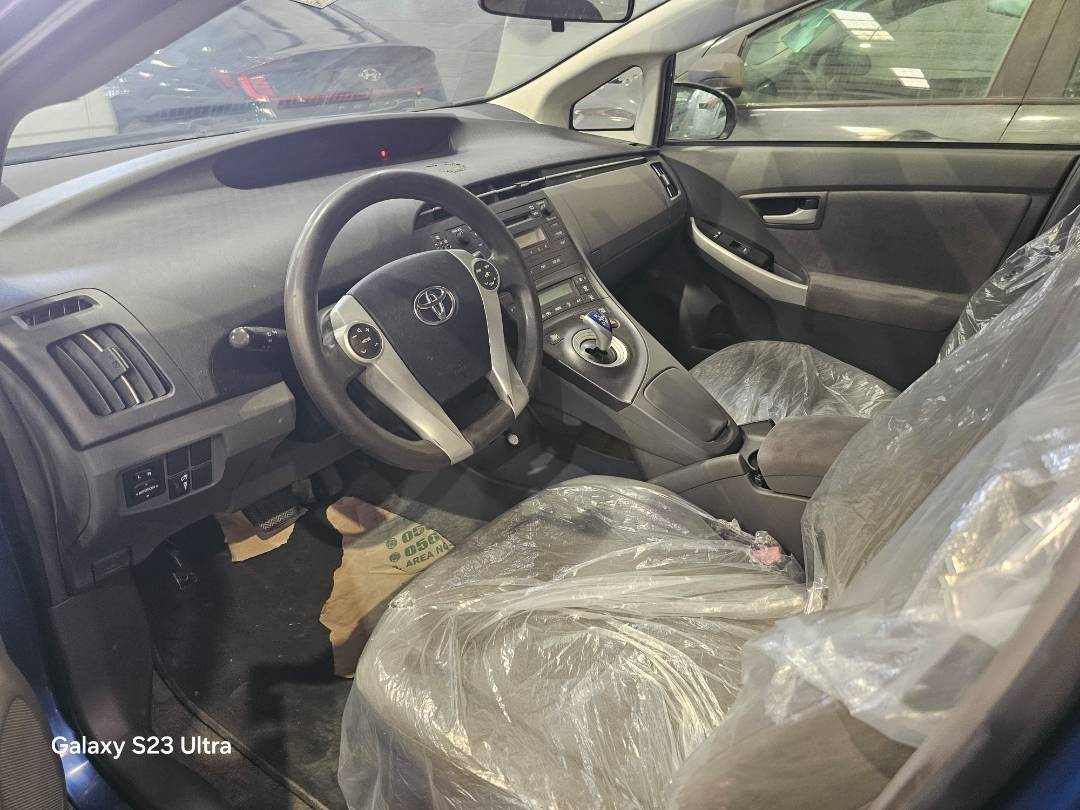 2010 TOYOTA PRIUS — 258969 Miles — Lot 19513 — Main - Marhaba Auctions Used Cars - Image 8