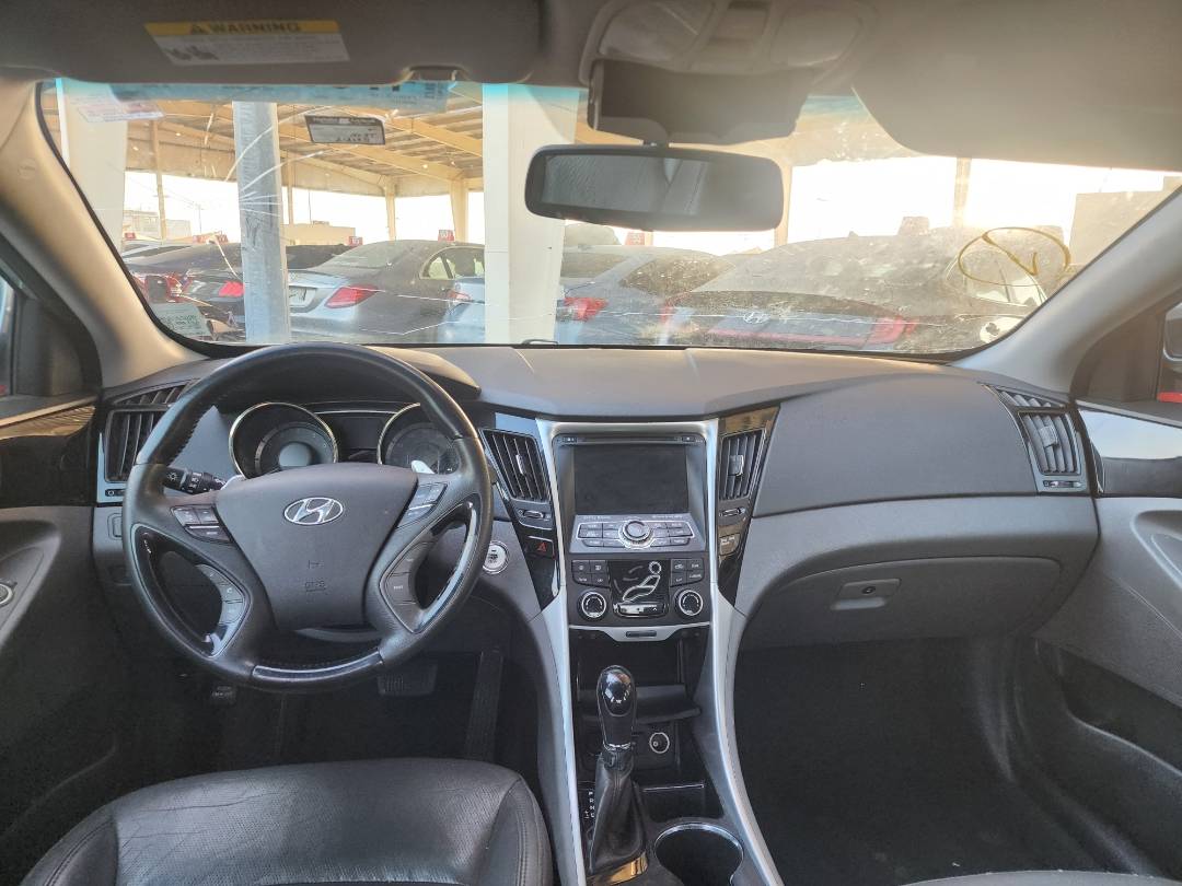 2012 HYUNDAI SONATA — 212107 Miles — Lot 47586254 - Marhaba Auctions Used Cars - Image 4