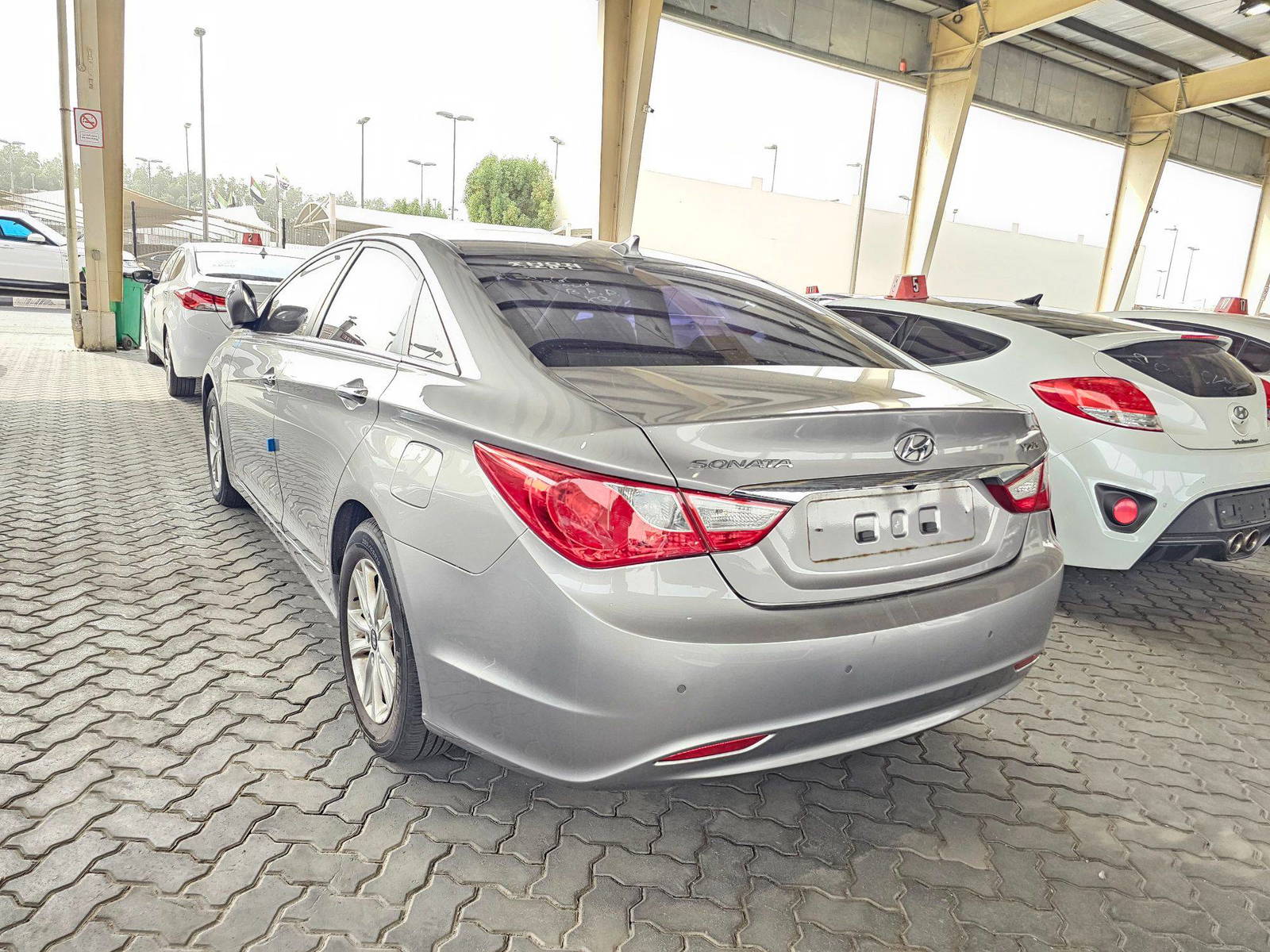2011 HYUNDAI SONATA — 148961 KM — Lot 337871 — Souq - Marhaba Auctions Used Cars - Image 5