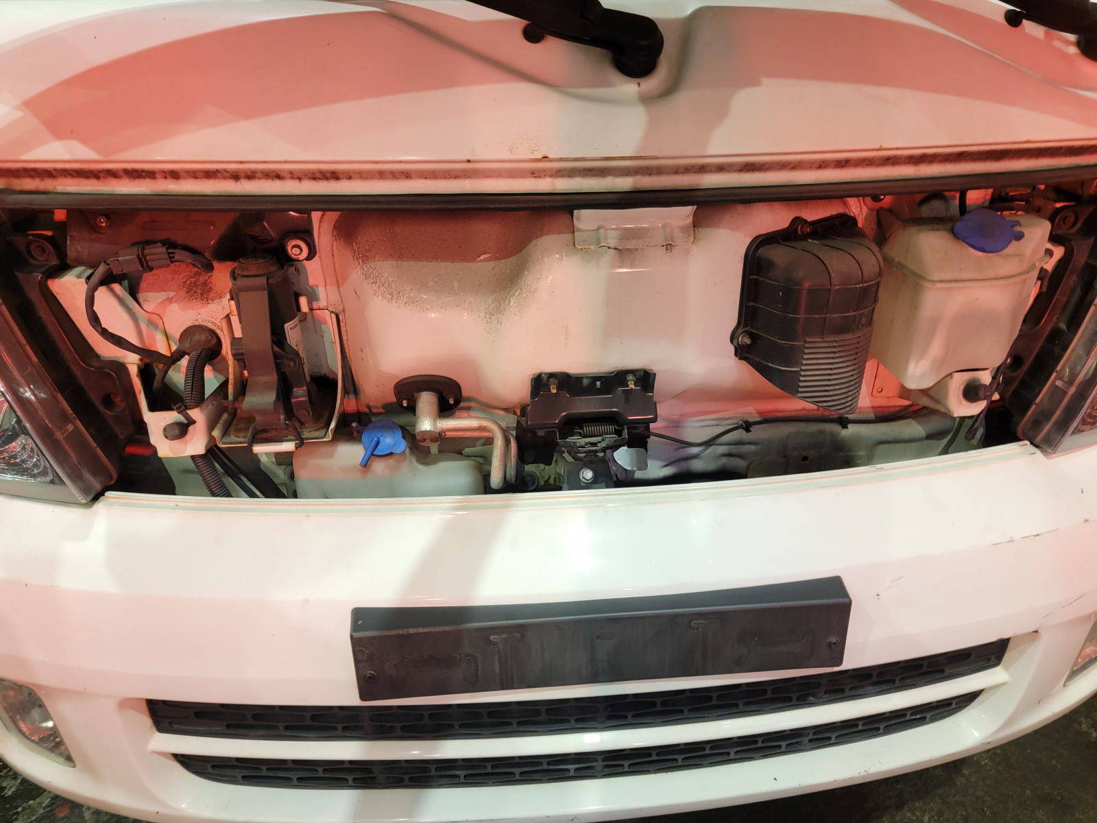 KIA BONGO 3 2016 - Marhaba Auction Used Cars - Image 8