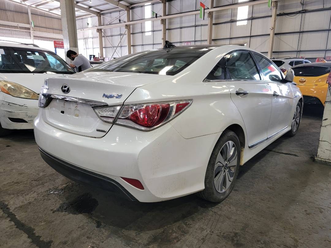2015 HYUNDAI SONATA — 157870 Miles — Lot 82279974 — Ind. 12 - Marhaba Auctions Used Cars - Image 3