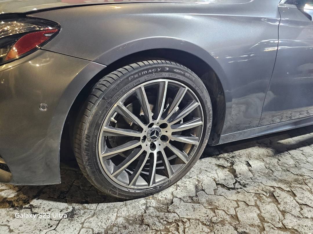 2018 MERCEDES BENZ E-300 — 140400 KM — Lot JA373579 — Main - Marhaba Auctions Used Cars - Image 12