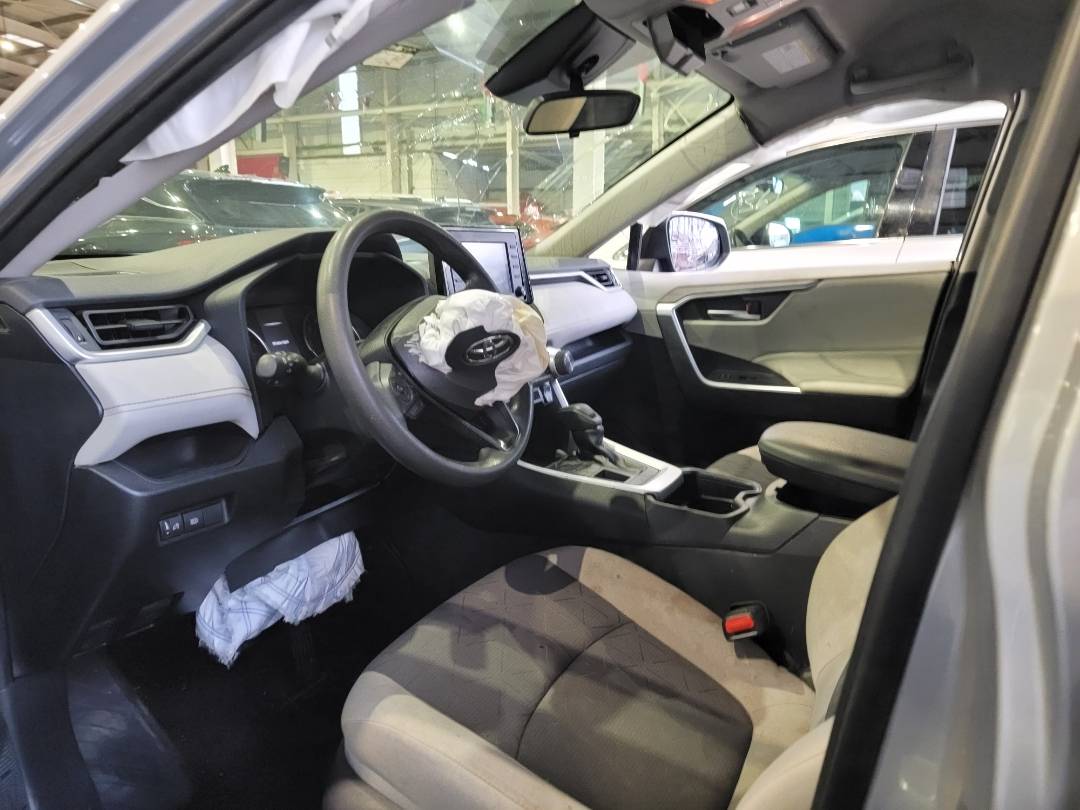 2020 TOYOTA RAV4 — 110716 Miles — Lot FVXLD057953 — Main - Marhaba Auctions Used Cars - Image 6