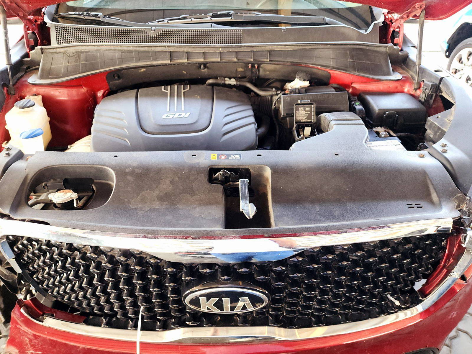 2018 KIA SORENTO — 68930 Miles — Lot 52470624 — Souq - Marhaba Auctions Used Cars - Image 12