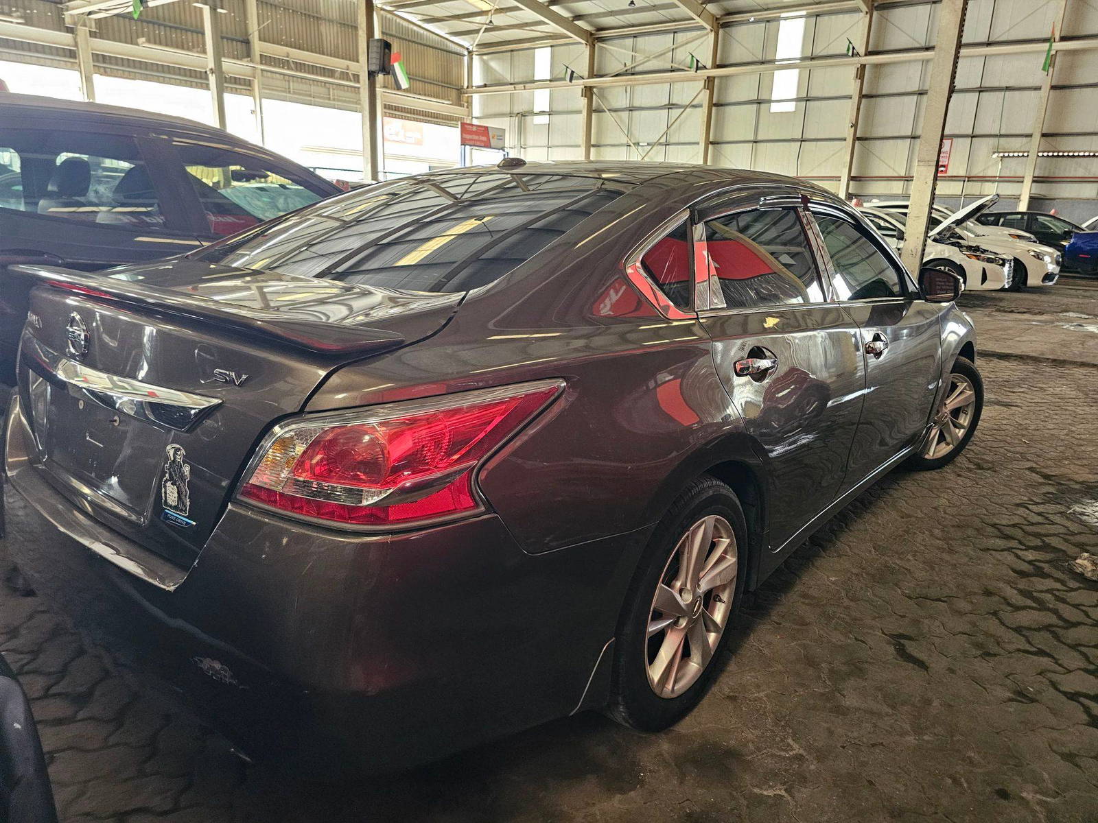 Nissan Altima 2014 view 2