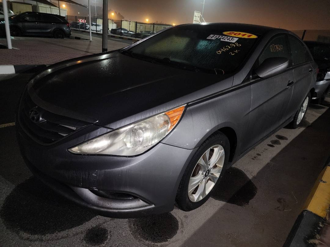 2011 HYUNDAI SONATA — 176538 Miles — Lot 81374243 - Marhaba Auctions Used Cars - Image 4