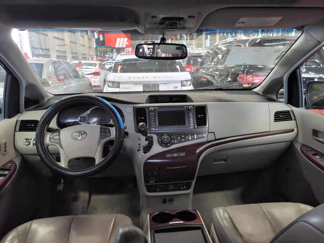2011 TOYOTA SIENNA — 236757 Miles — Lot CXBS157201 — Main - Marhaba Auctions Used Cars - Image 8