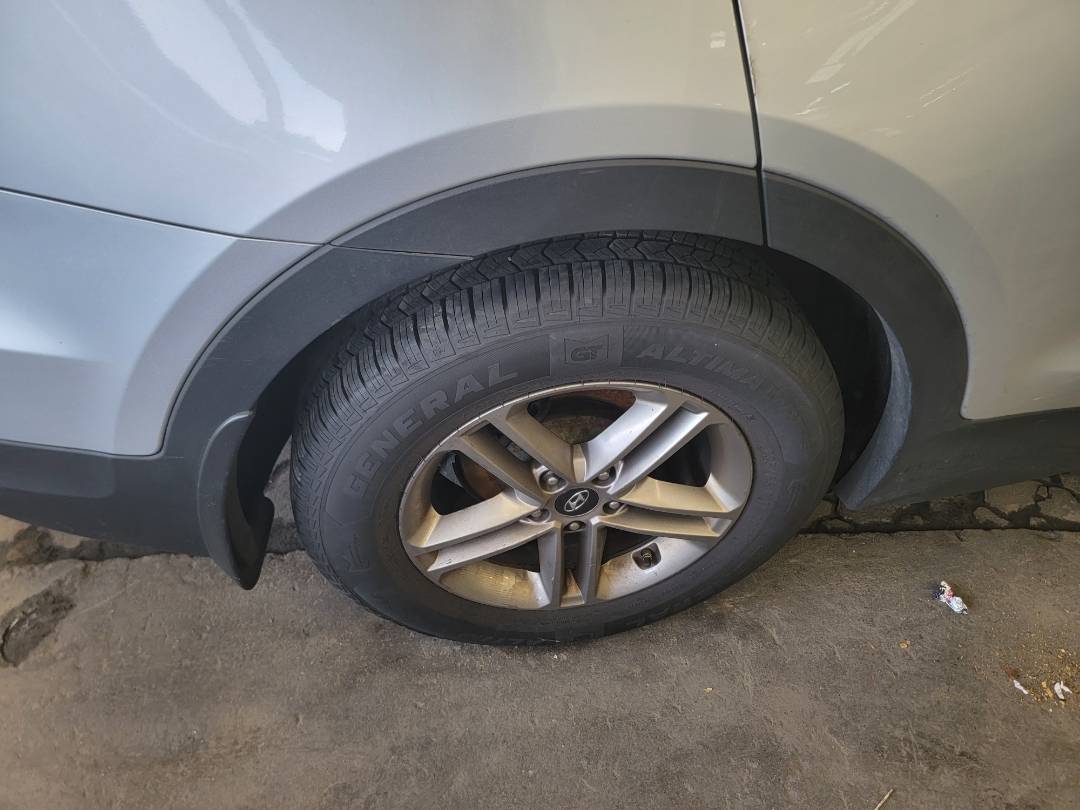 2018 HYUNDAI SANTA FE SPORT — 128844 Miles — Lot 76682913 - Marhaba Auctions Used Cars - Image 4
