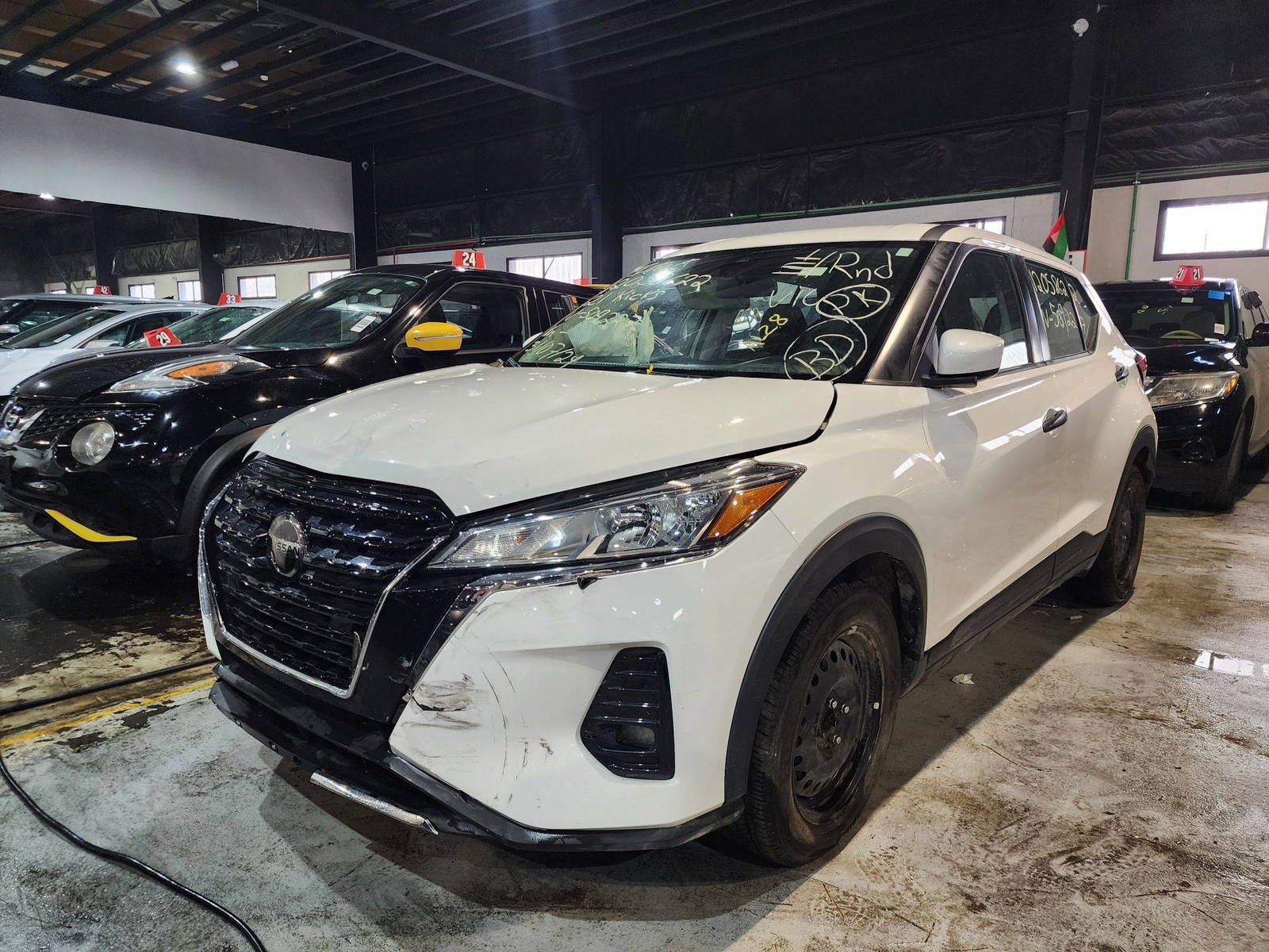 2021 NISSAN KICKS — 17814 KM — Lot 12058622 — Main - Marhaba Auctions Used Cars - Image 3