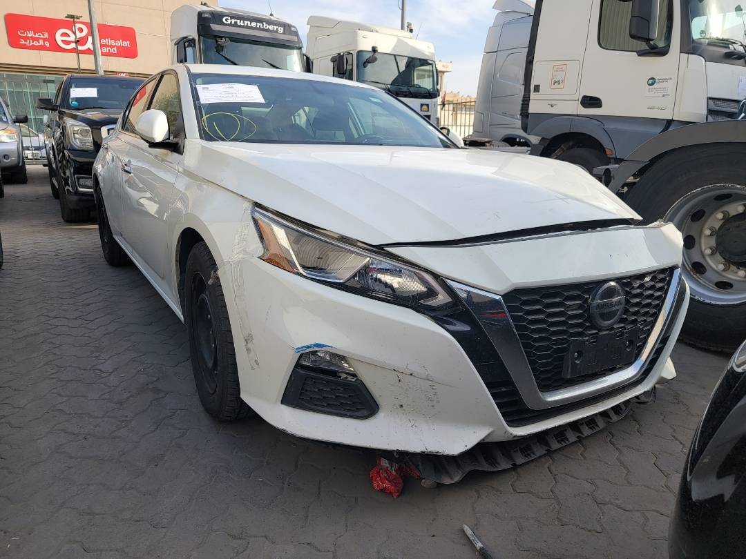 2020 NISSAN ALTIMA — 85855 Miles — Lot LC211419 — Main - Marhaba Auctions Used Cars - Image 4