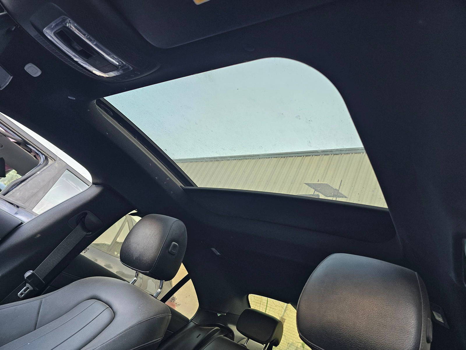 MERCEDES BENZ CLA 250 2021 - Marhaba Auction Used Cars - Image 9