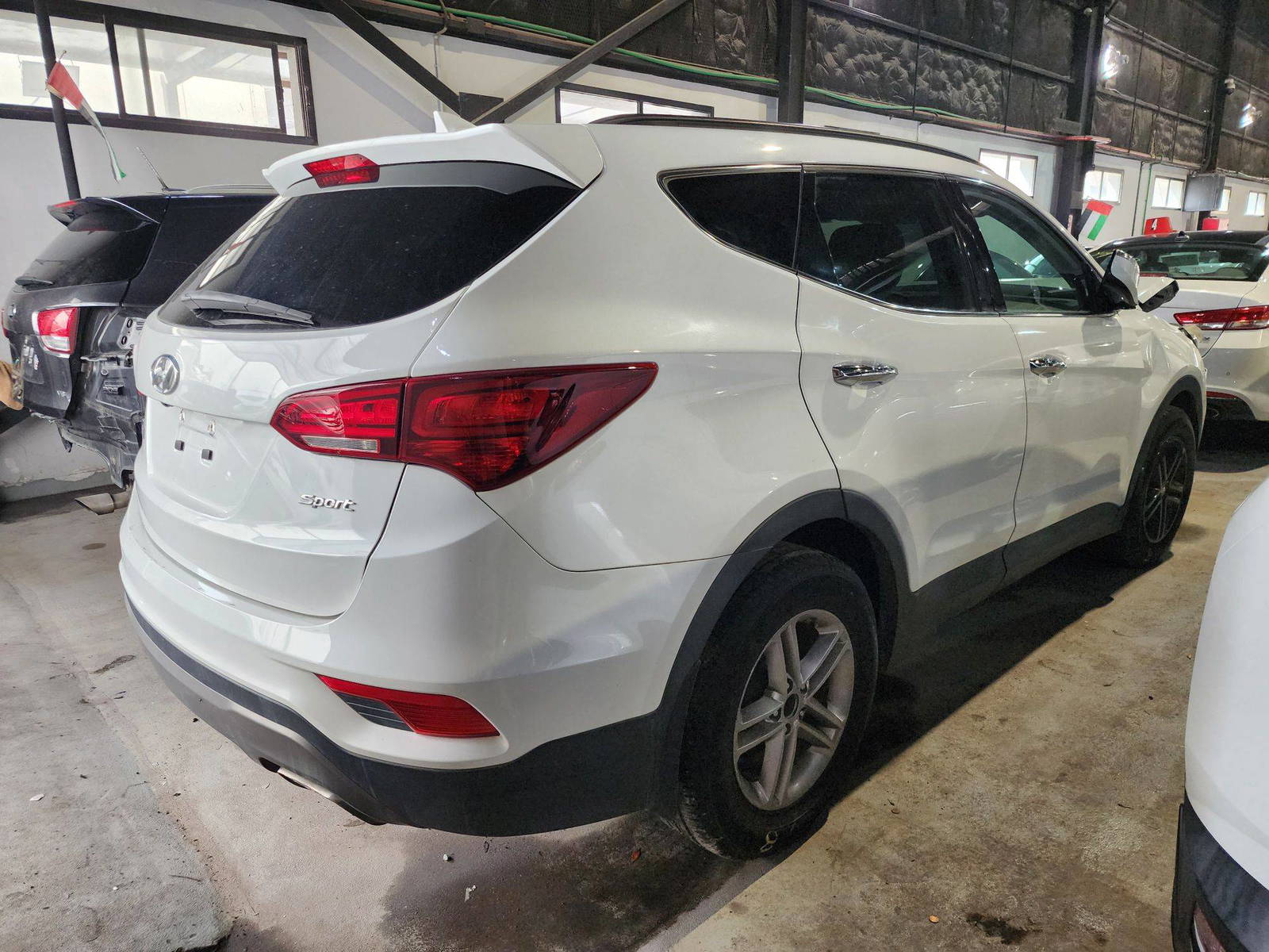 2018 HYUNDAI SANTA FE — 70296 Miles — Lot 45351715 — Main - Marhaba Auctions Used Cars - Image 6