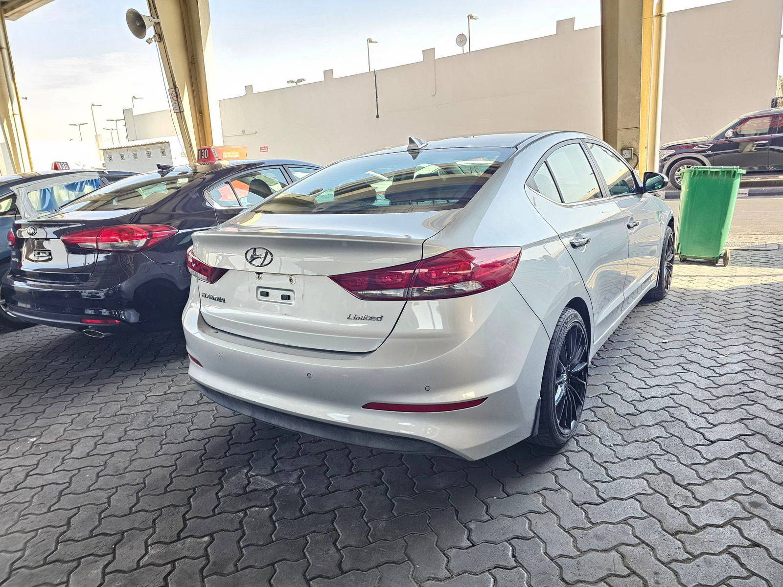 HYUNDAI ELANTRA 2017 - Marhaba Auction Used Cars - Image 3