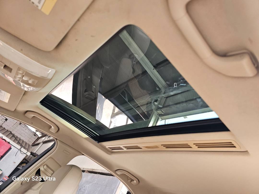 2012 MERCEDES BENZ C-250 — 104540 Miles — Lot HB1CA606180 — Main - Marhaba Auctions Used Cars - Image 8