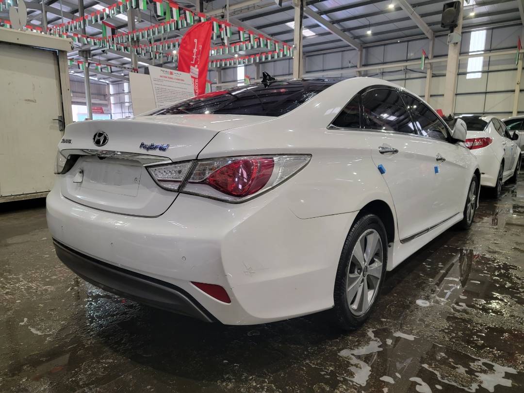 2012 HYUNDAI SONATA — 189810 KM — Lot 018943 — Main - Marhaba Auctions Used Cars - Image 4