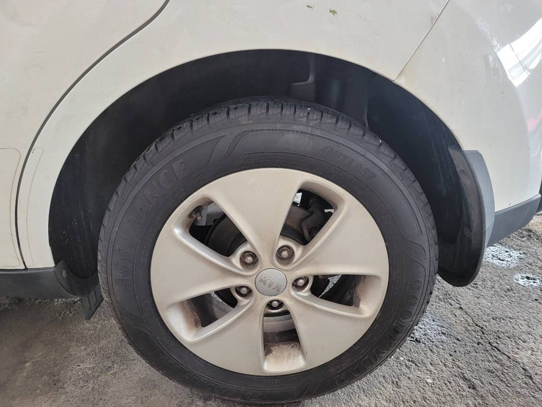 2015 KIA SOUL — 102012 Miles — Lot F7155569 — Main - Marhaba Auctions Used Cars - Image 10