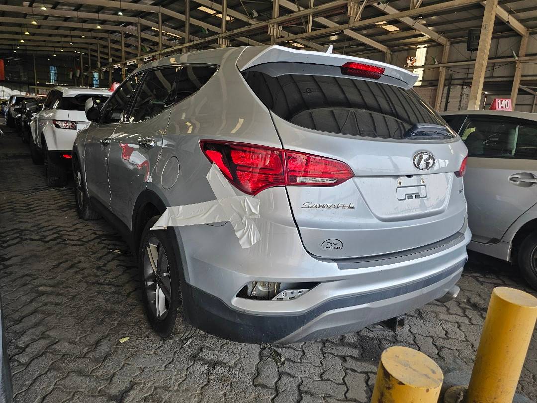 HYUNDAI SANTA FE SPORT