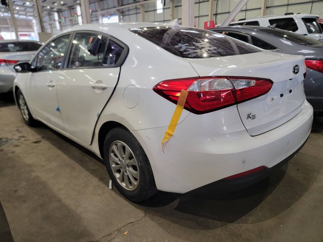 2013 KIA K3 — 121868 KM — Lot 842300 — Main - Marhaba Auctions Used Cars - Image 5