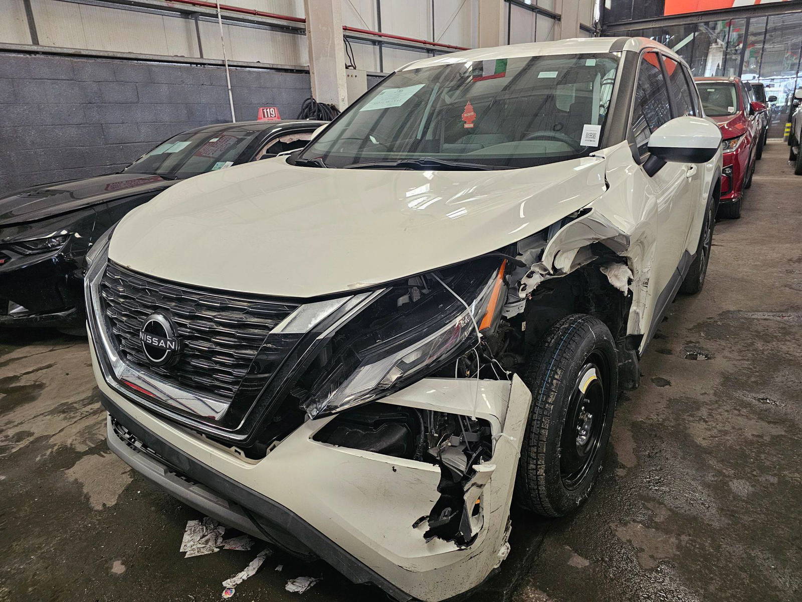 2023 NISSAN ROGUE — 25464 Miles — Lot 43070696 — Souq - Marhaba Auctions Used Cars - Image 4