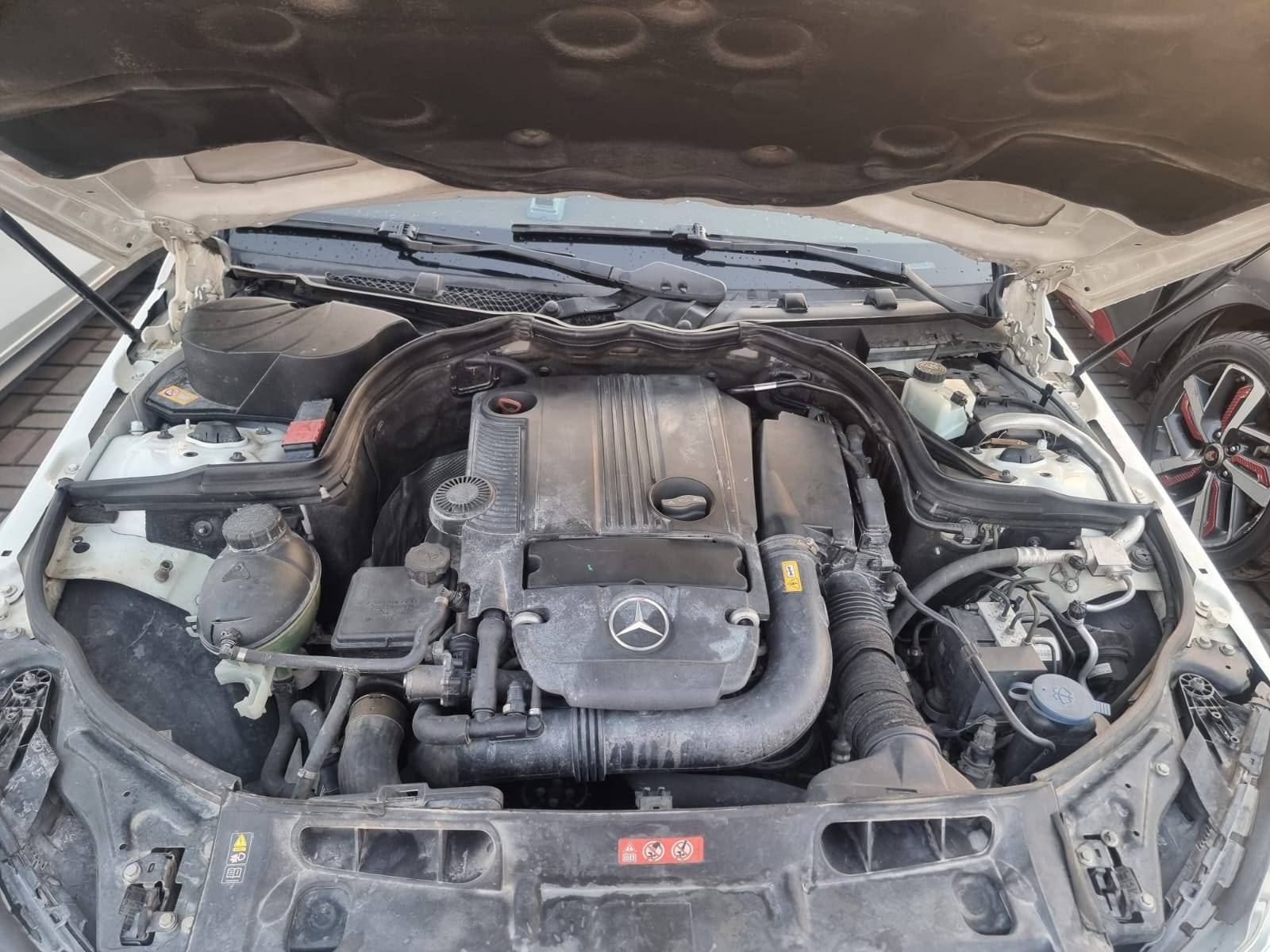 MERCEDES BENZ C200 2013 - Marhaba Auction Used Cars - Image 11