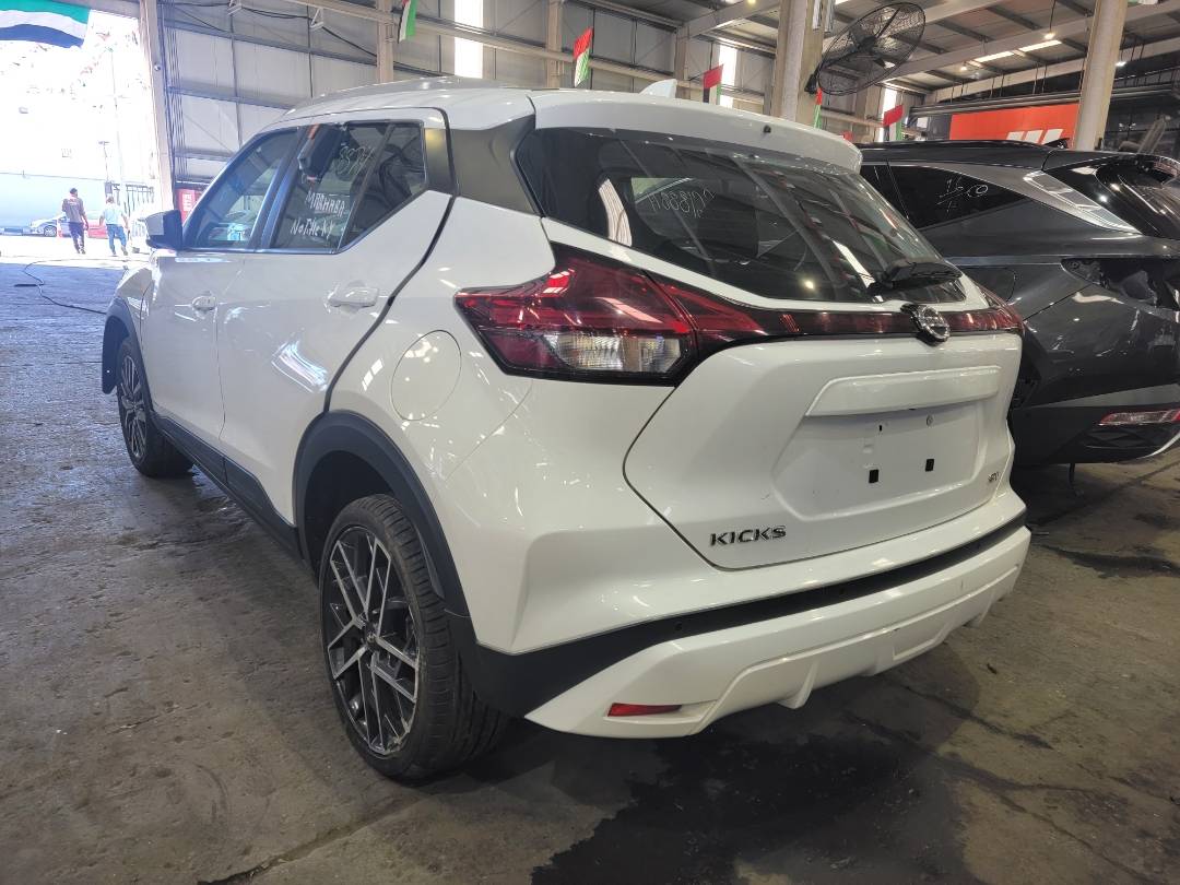 2021 NISSAN KICKS — 53420 Miles — Lot 31167 — Main - Marhaba Auctions Used Cars - Image 3