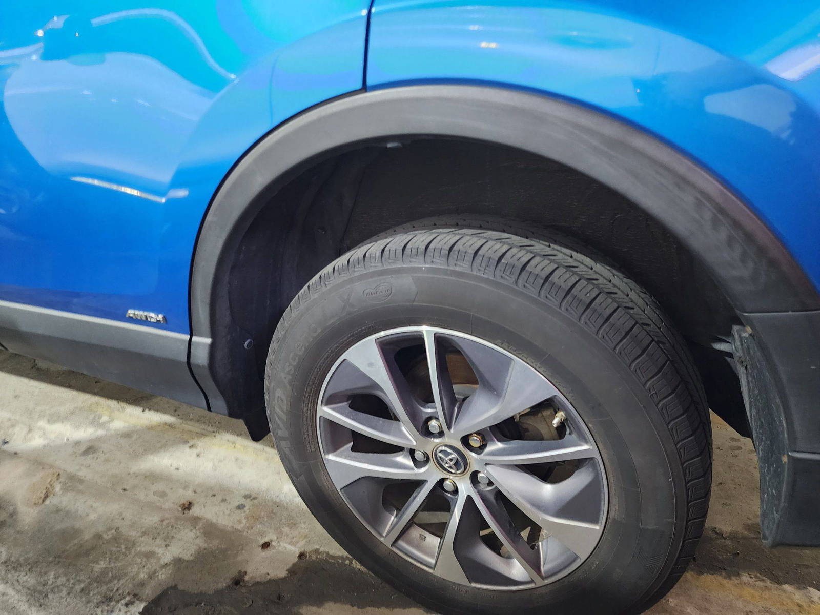 2018 TOYOTA RAV4 — 174043 Miles — Lot 215487 — Al Quoz - Marhaba Auctions Used Cars - Image 12