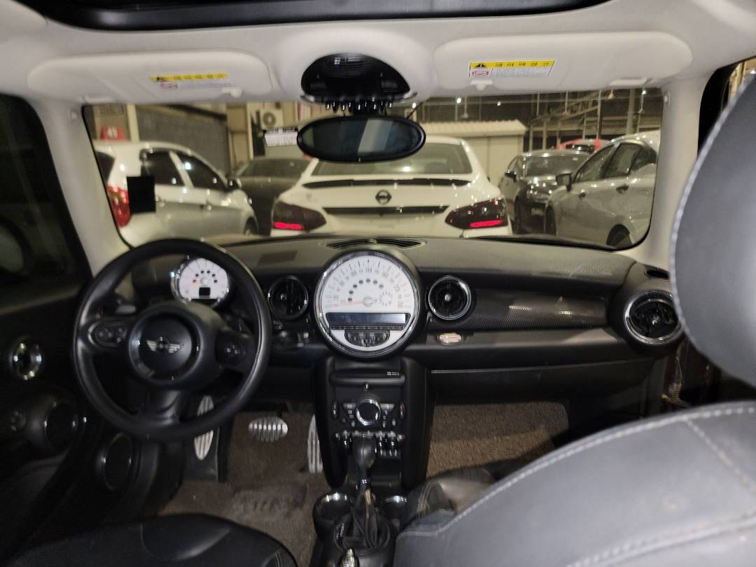 2011 MINI COOPER — 81551 KM — Lot 07BTY43209 — Main - Marhaba Auctions Used Cars - Image 7