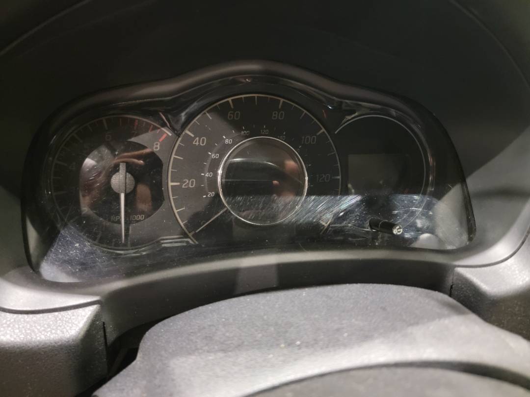 2015 NISSAN VERSA NOTE — 148440 Miles — Lot 38359789 - Marhaba Auctions Used Cars - Image 4