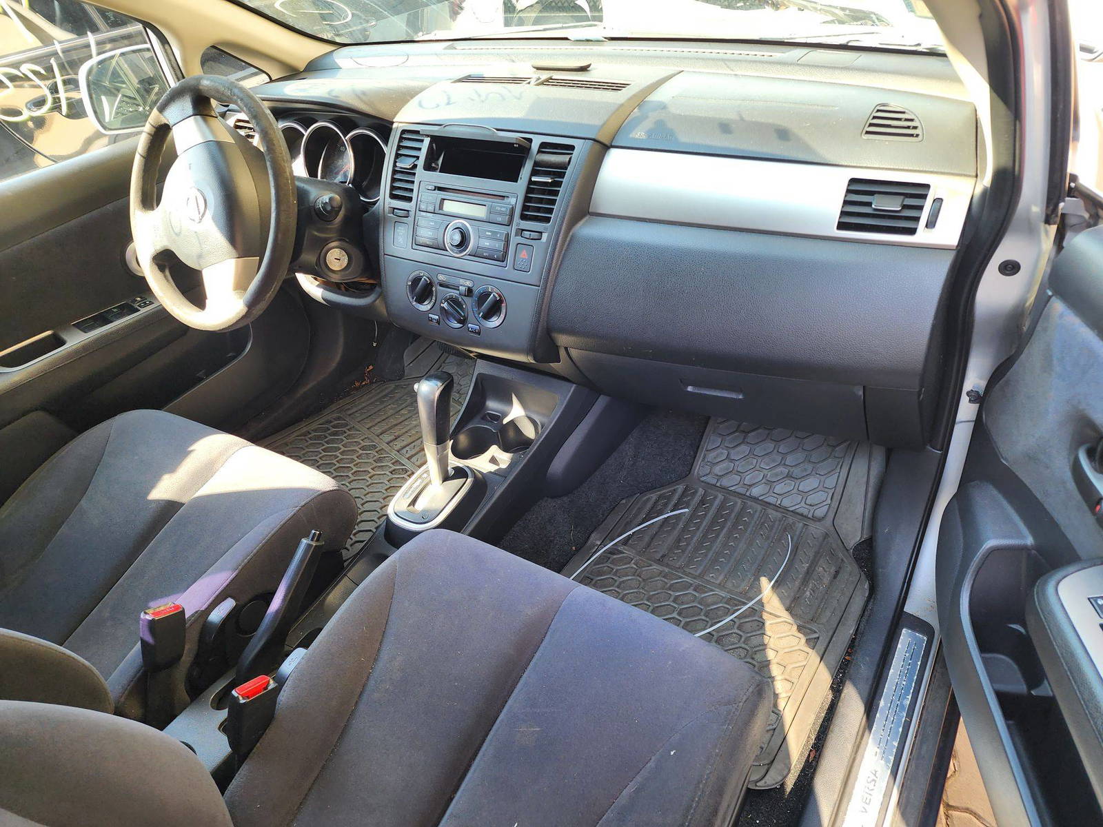 2007 NISSAN VERSA — 123352 Miles — Lot 75521783 - Marhaba Auctions Used Cars - Image 4