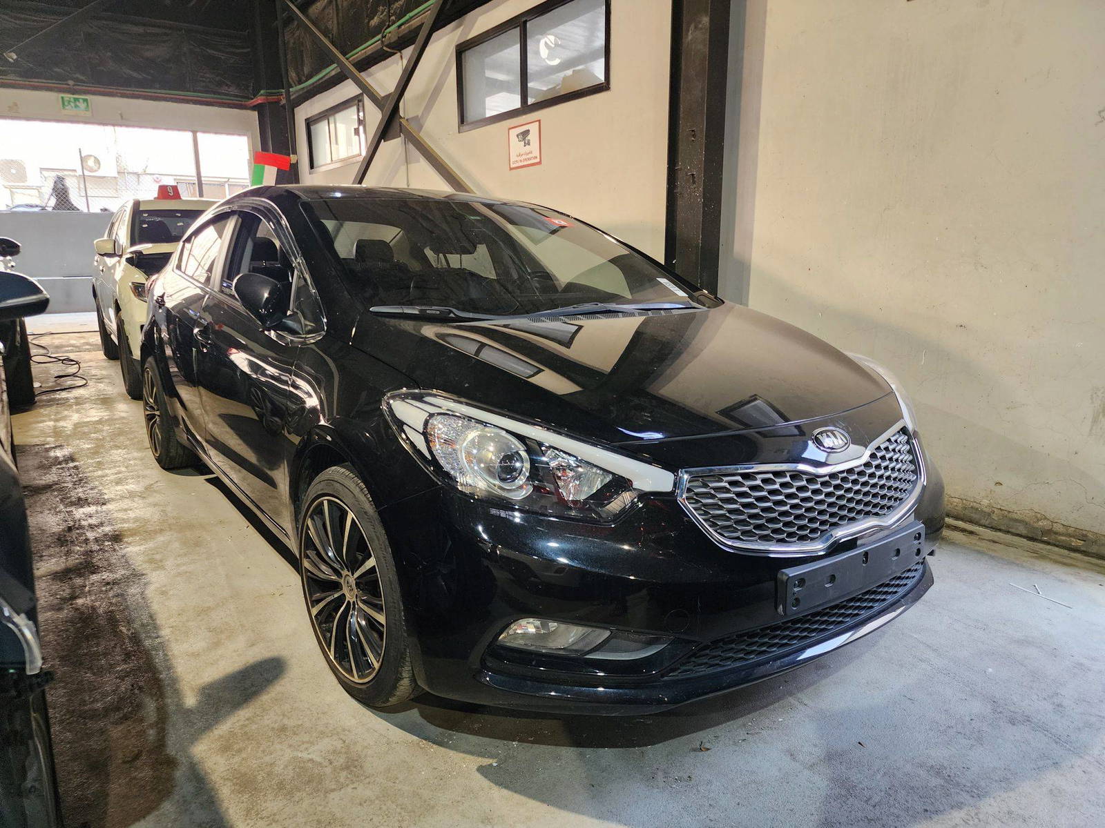 2013 KIA K3 — 170484 KM — Lot 011940 — Main - Marhaba Auctions Used Cars - Image 5