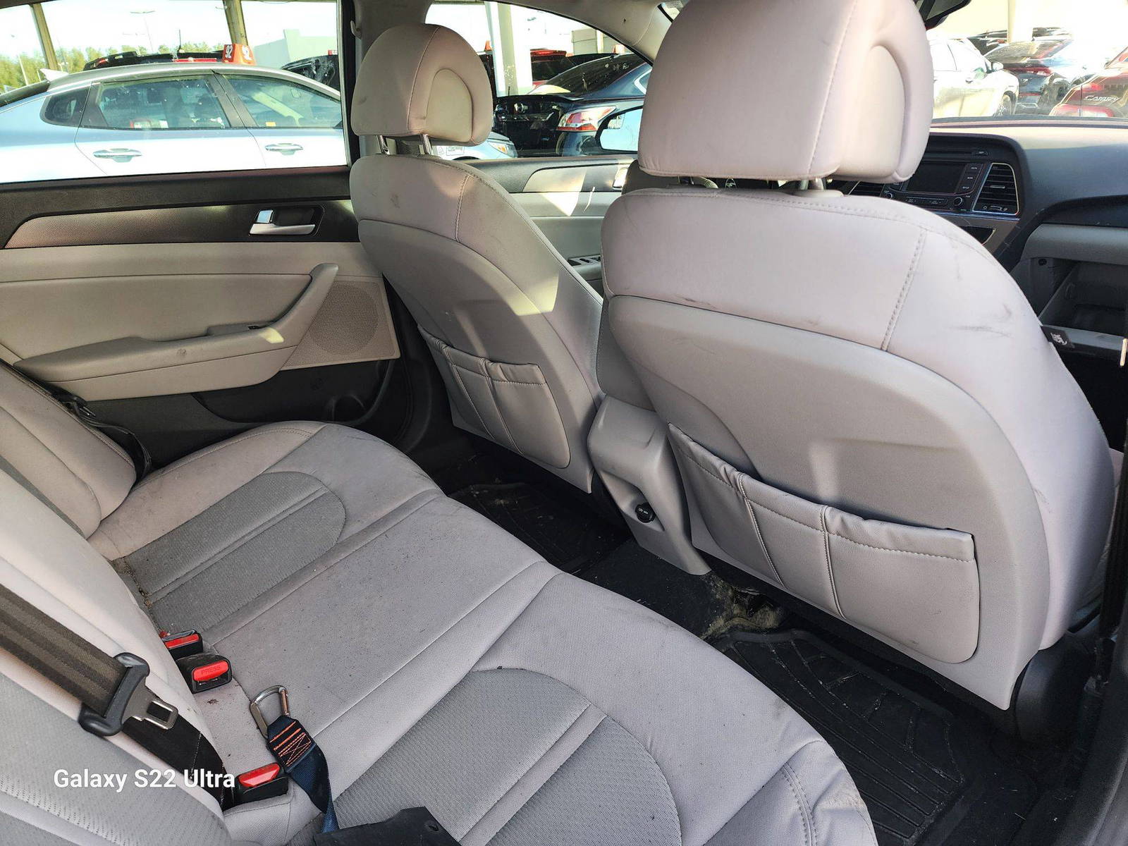 2015 HYUNDAI SONATA — 94717 Miles — Lot 82184823 - Marhaba Auctions Used Cars - Image 6