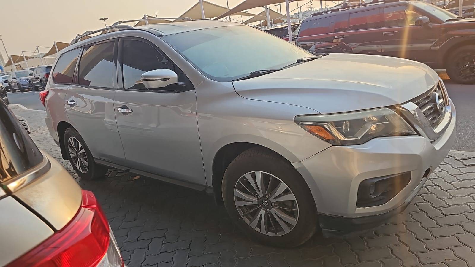 2017 NISSAN PATHFINDER — 106775 Miles — Lot MN6HC684227 — Souq - Marhaba Auctions Used Cars - Image 10