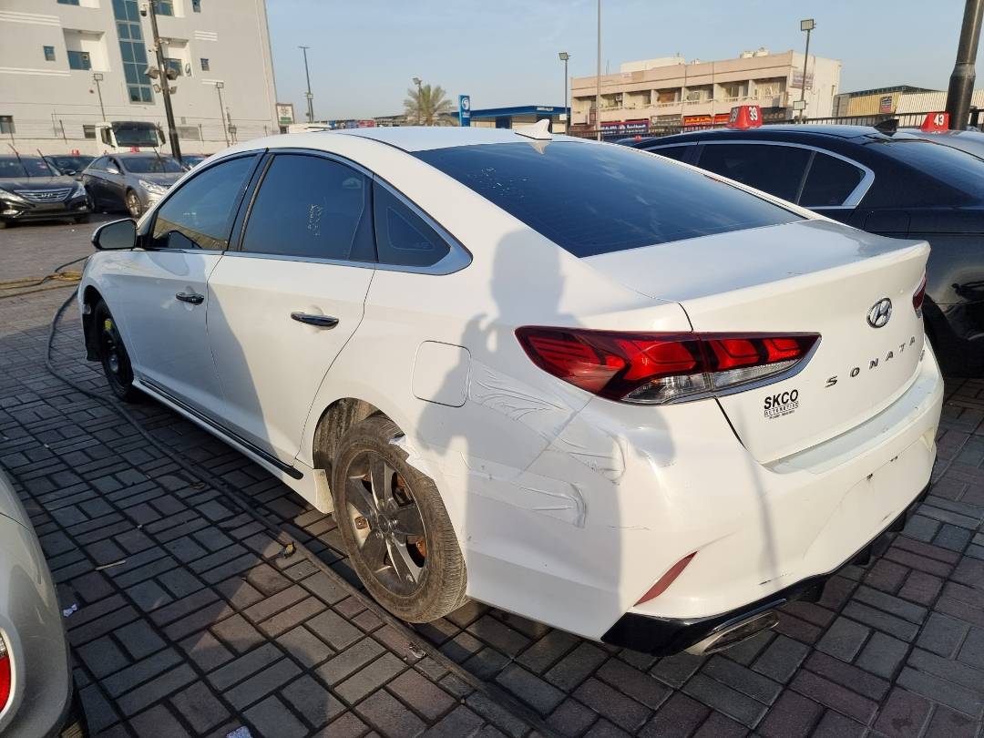 2018 HYUNDAI SONATA — 127787 Miles — Lot 125487 — Ind. 12 - Marhaba Auctions Used Cars - Image 5