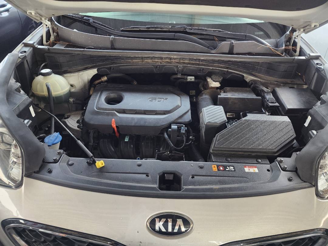 2020 KIA SPORTAGE — 103637 Miles — Lot 81470713 — Souq - Marhaba Auctions Used Cars - Image 3