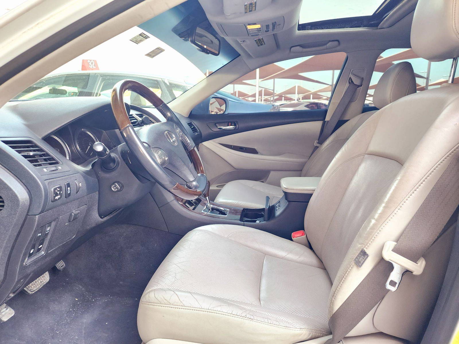 2012 LEXUS ES 350 — 179719 Miles — Lot EG6C2508074 — Souq - Marhaba Auctions Used Cars - Image 9