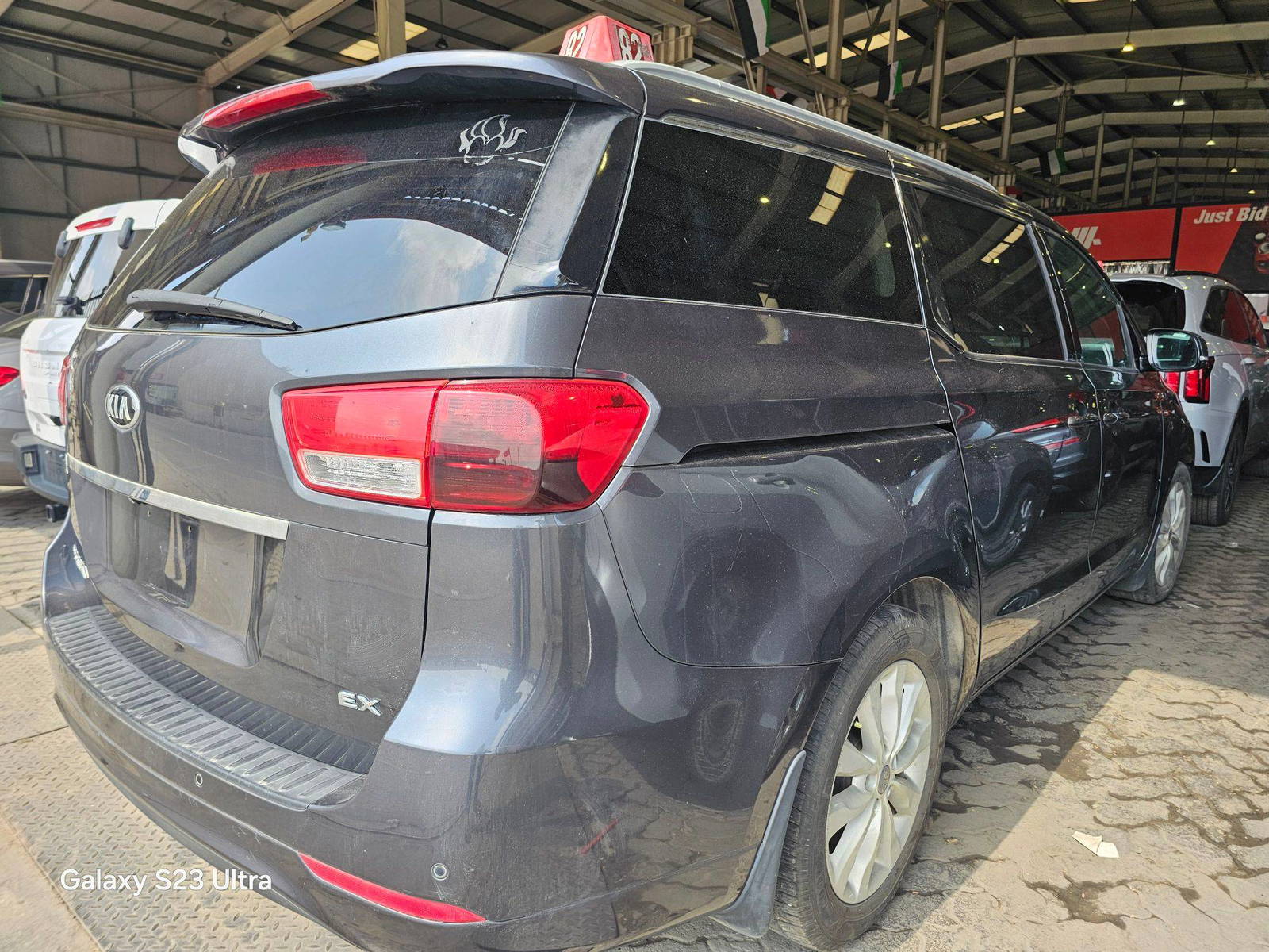 KIA SEDONA 2016 - Marhaba Auction Used Cars - Image 4