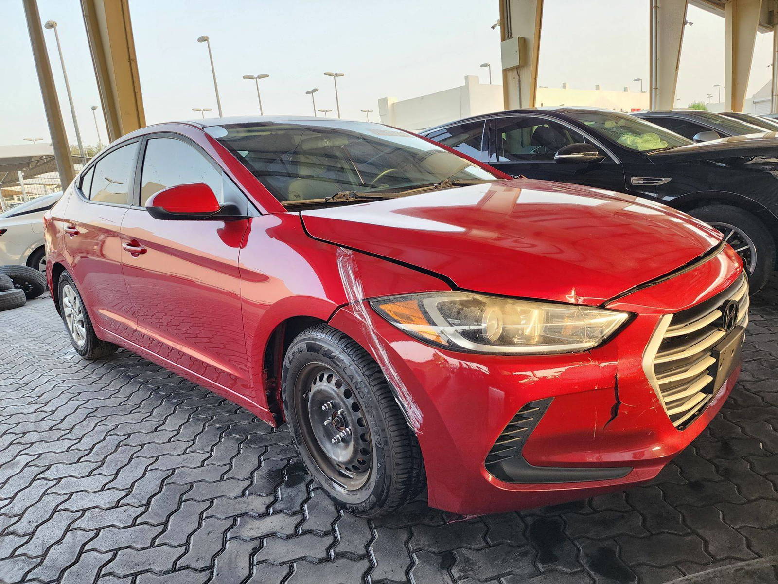 2017 HYUNDAI ELANTRA — 166536 Miles — Lot 50371044 — Souq - Marhaba Auctions Used Cars - Image 4