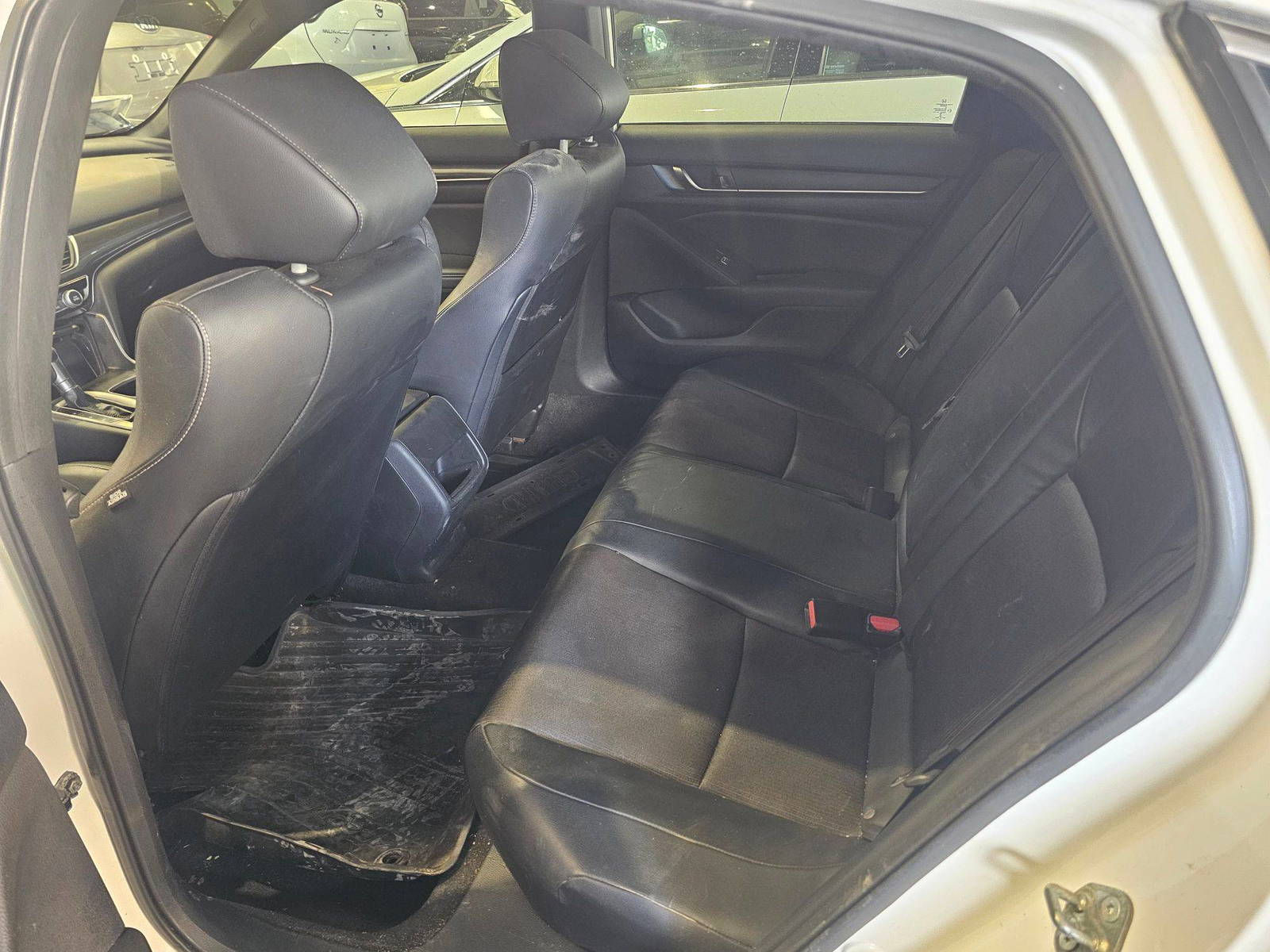 HONDA ACCORD 2018 - Marhaba Auction Used Cars - Image 9