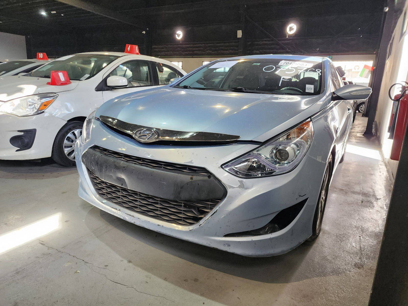 2013 HYUNDAI SONATA — 135850 Miles — Lot 75768 — Al Quoz - Marhaba Auctions Used Cars - Image 4